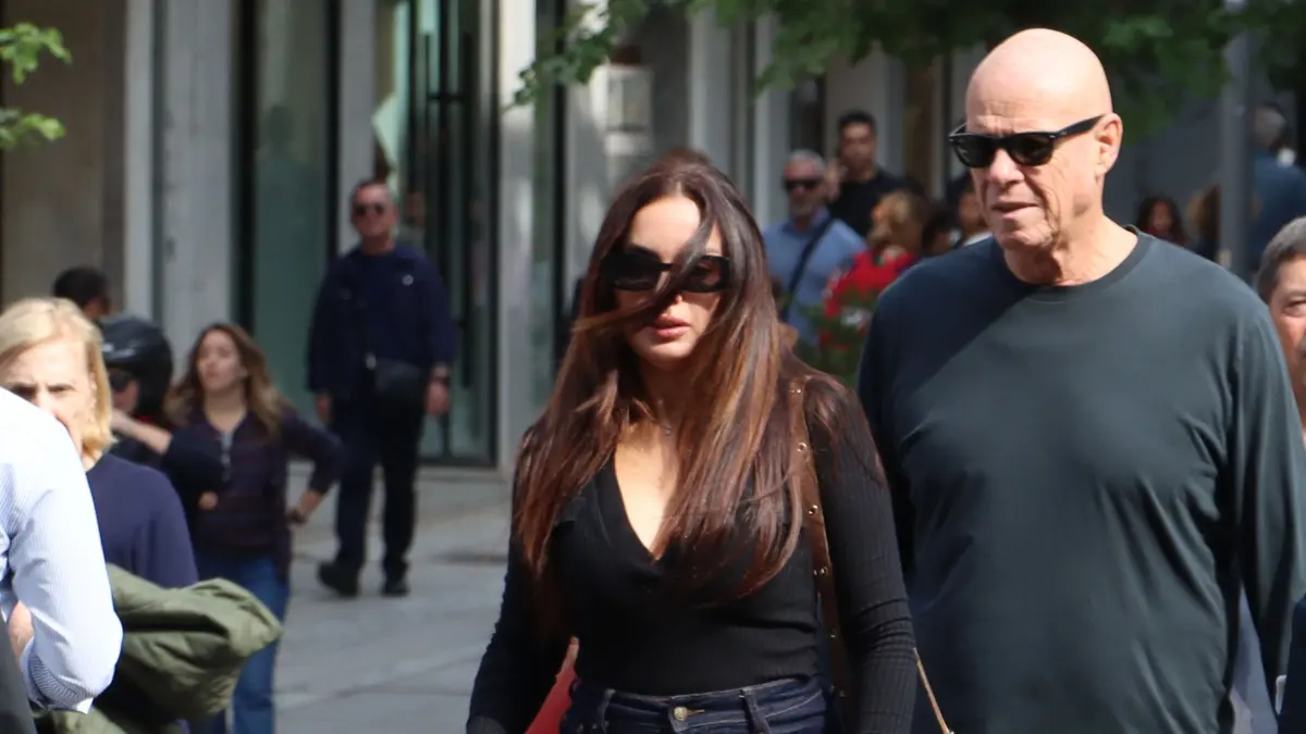 Η Ελπίδα Ιακωβίδου και ο Τζώνη Καλημέρης