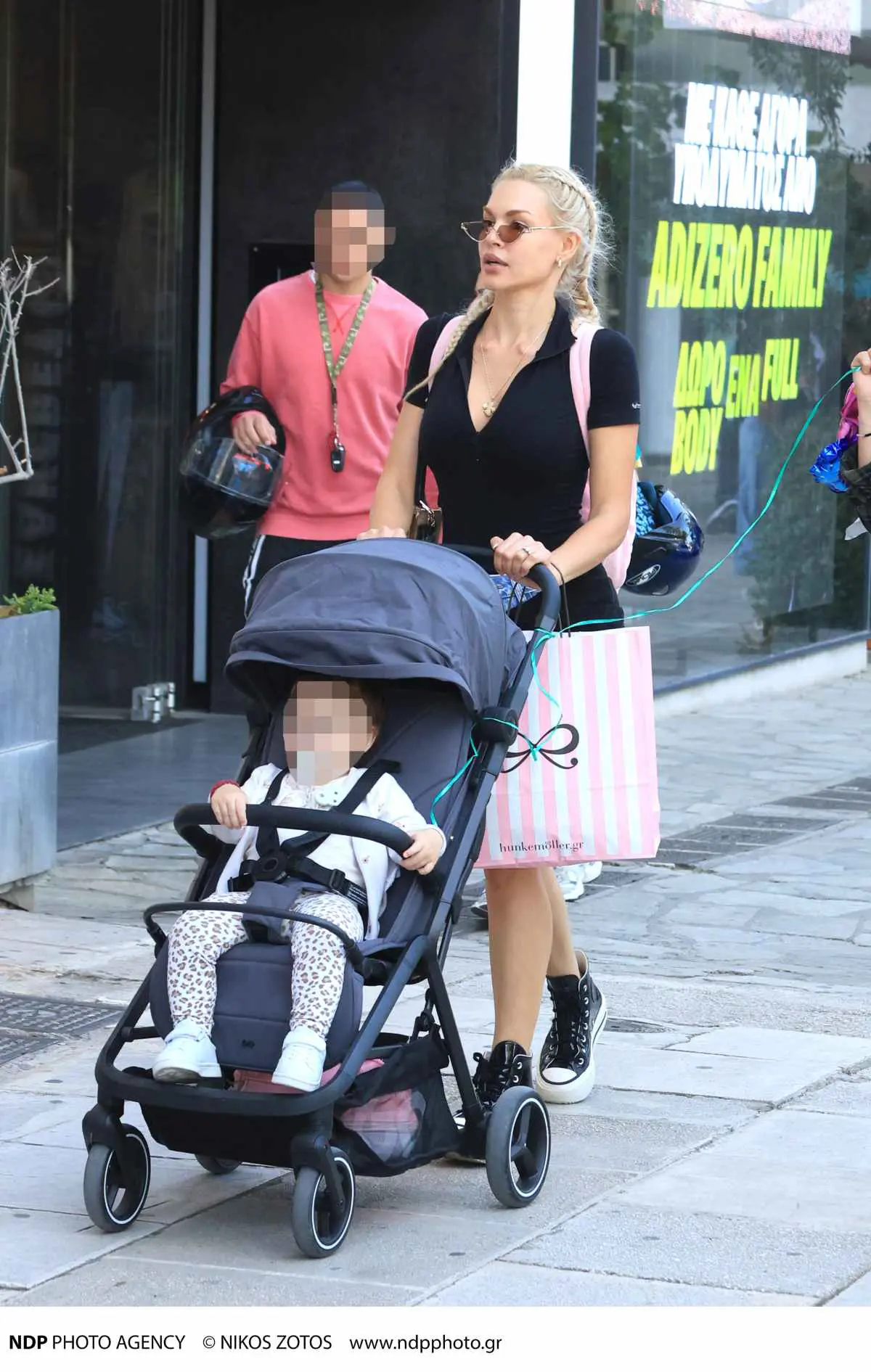 Η Βίκυ Κάβουρα στην Αθήνα