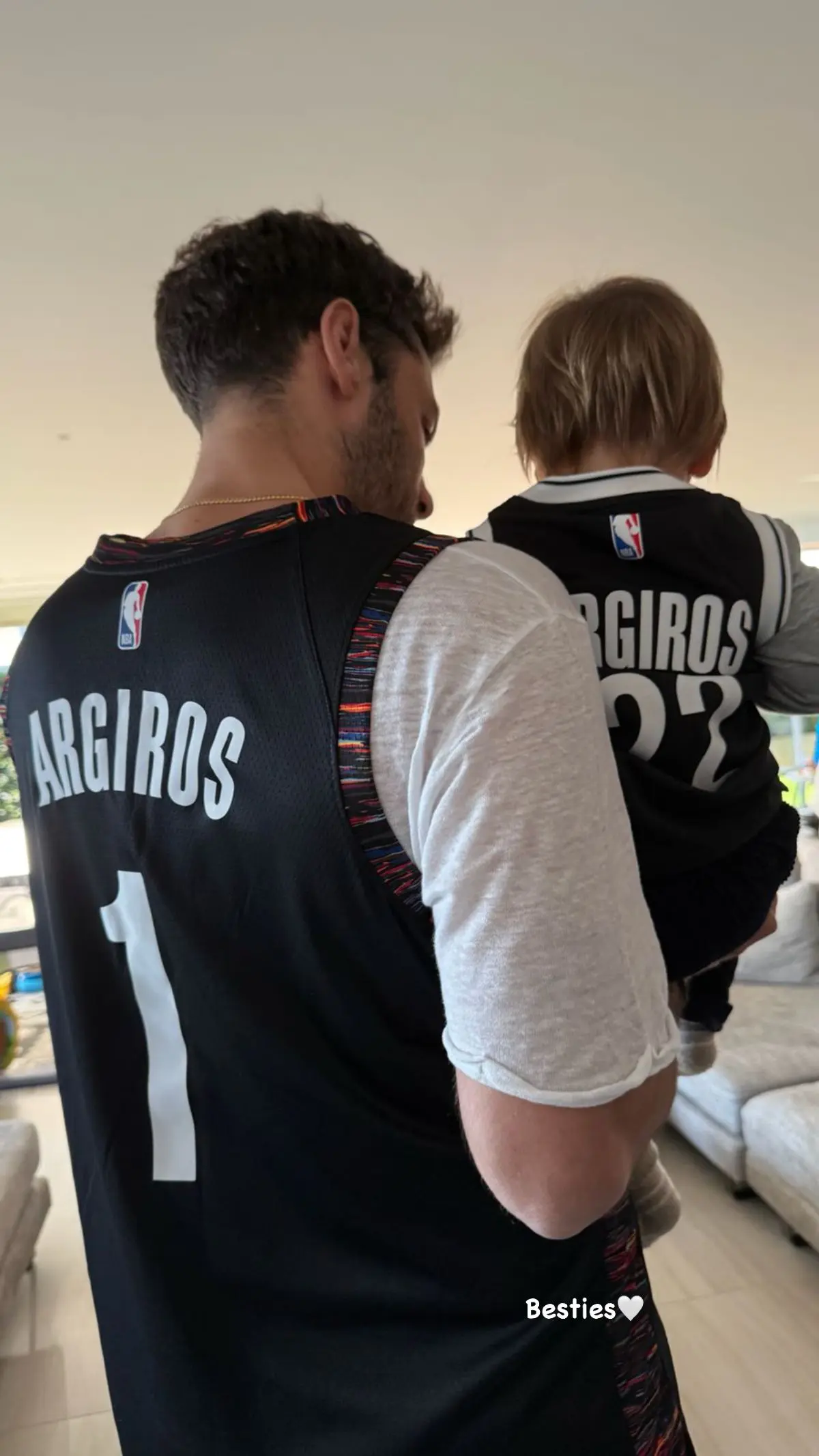 Ο Κωνσταντίνος Αργυρός με τον γιο του