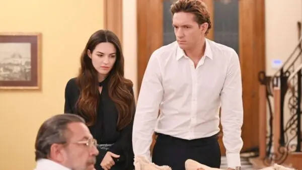 Να μ'αγαπάς Άννα Ορφέας