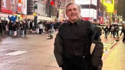 Ο Λάκης Λαζόπουλος στη Νέα Υόρκη