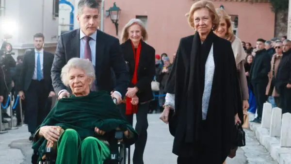 Βασίλισσα Σοφία με την αδερφή της, Πριγκίπισσα Ειρήνη