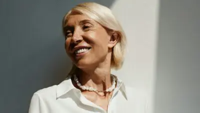 Μετά τα 40: Τι μπορεί πραγματικά να αλλάξει η πλαστική χειρουργική