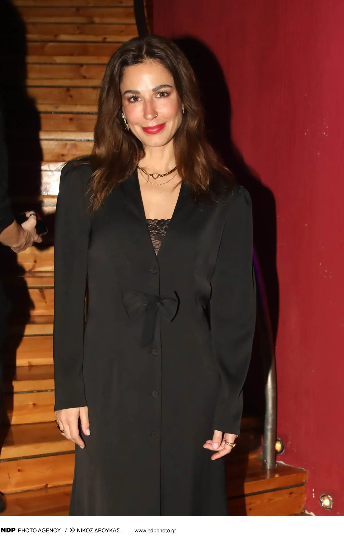 Total black look από την Κατερίνα Παπουτσάκη