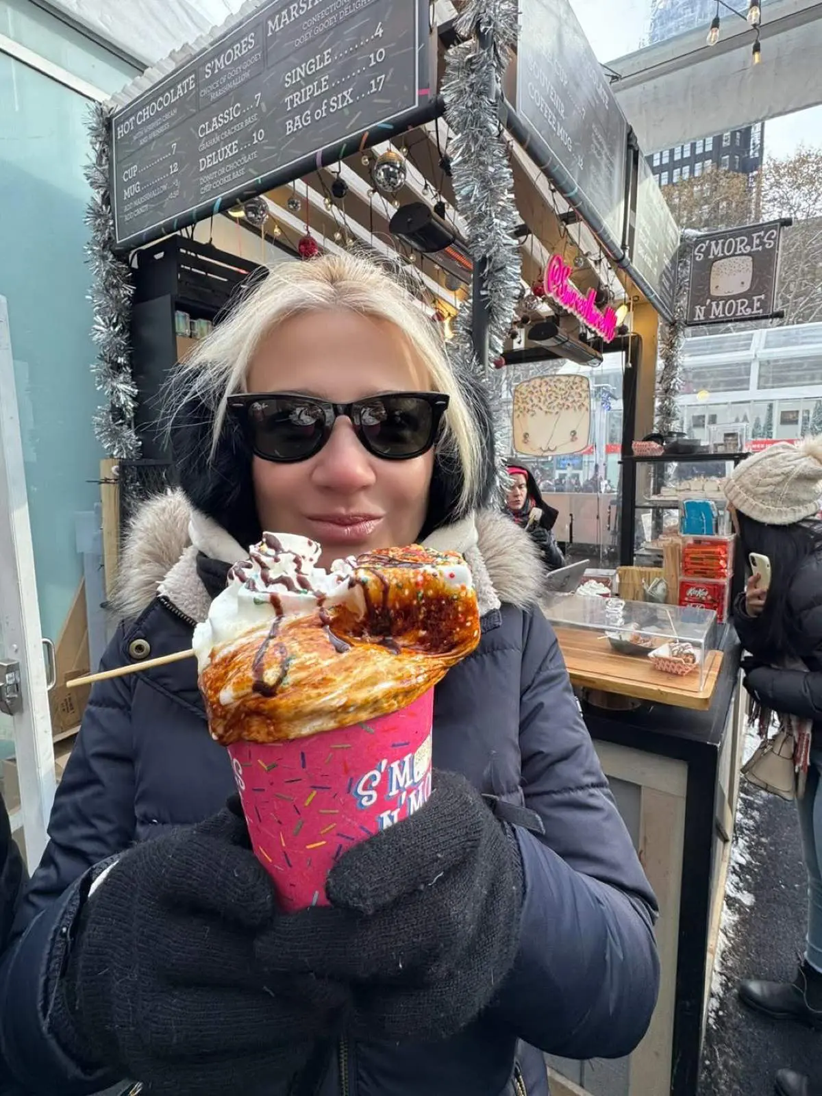 Η Φαίη Σκορδά στη Νέα Υόρκη