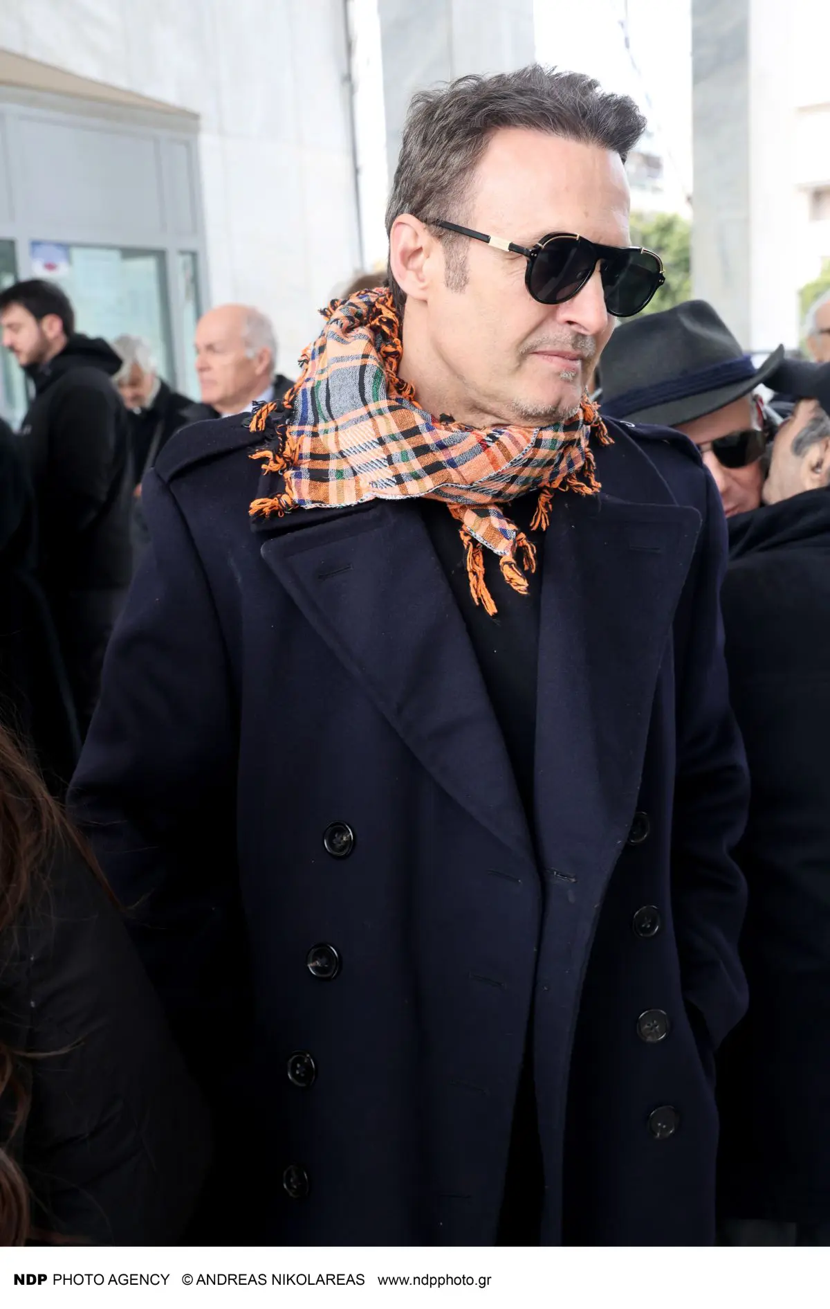 Ο Σπύρος Πώρος στη κηδεία της Μέλπως Ζαρόκωστα