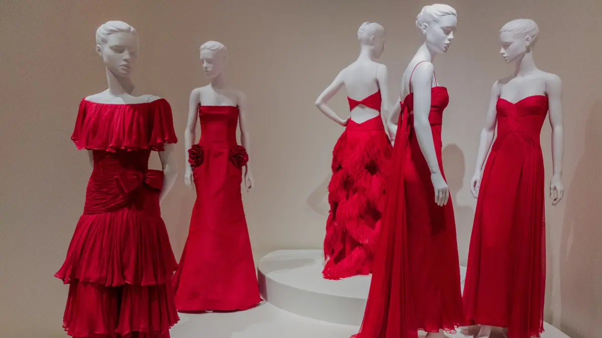 Βαλεντίνο κόκκινο φόρεμα