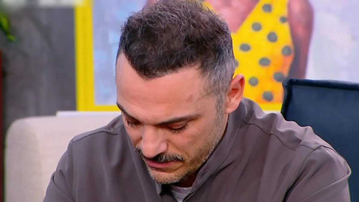 Σοκάρει ο Κώστας Δόξας για τη Μαρία Δεληθανάση: «Το παιδί ήταν χτυπημένο, ούρλιαζε “δεν μπορώ να αναπνεύσω”» – Έδειξε βίντεο στον «αέρα»