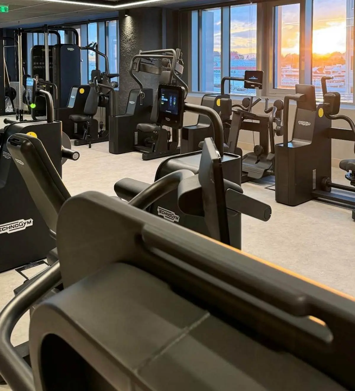 Athlesis Piraeus Tower