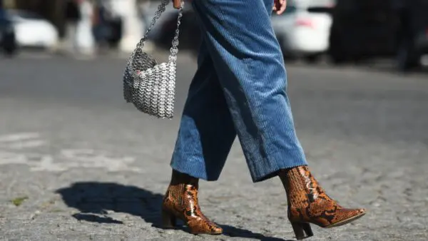 styling trick με μπότες και παντελόνι