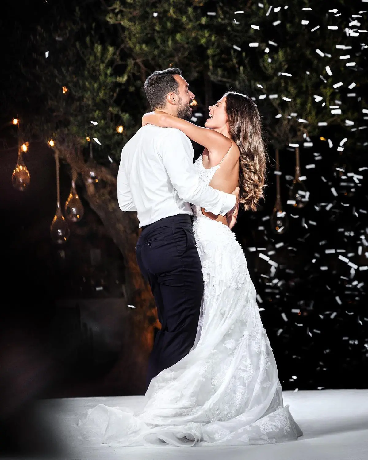 Χριστίνα κια Σάκης στον γάμο τους