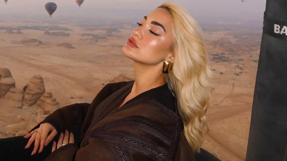 Ιωάννα Τούνη: Η απάντηση μετά τα σχόλια για το ταξίδι στη Σαουδική Αραβία – «Όσο πιο ψηλά ανεβαίνεις…»