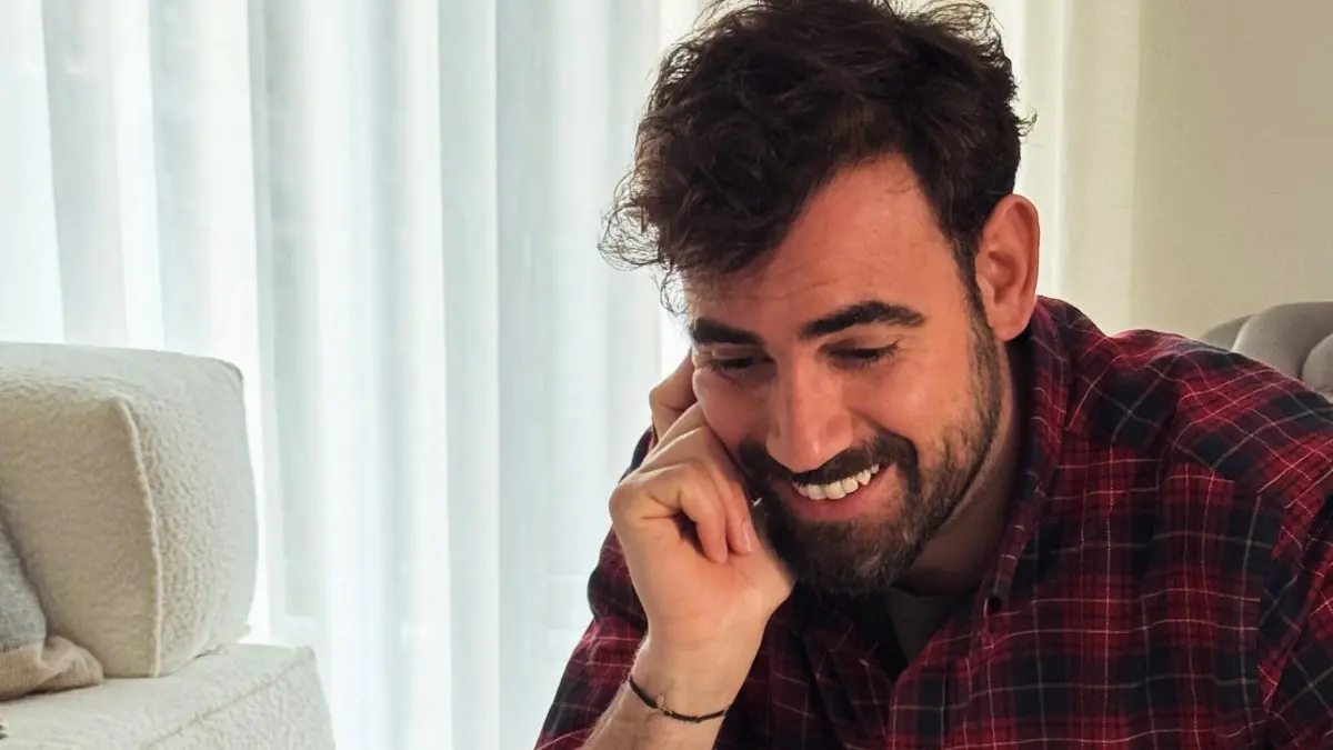 Νίκος Πολυδερόπουλος