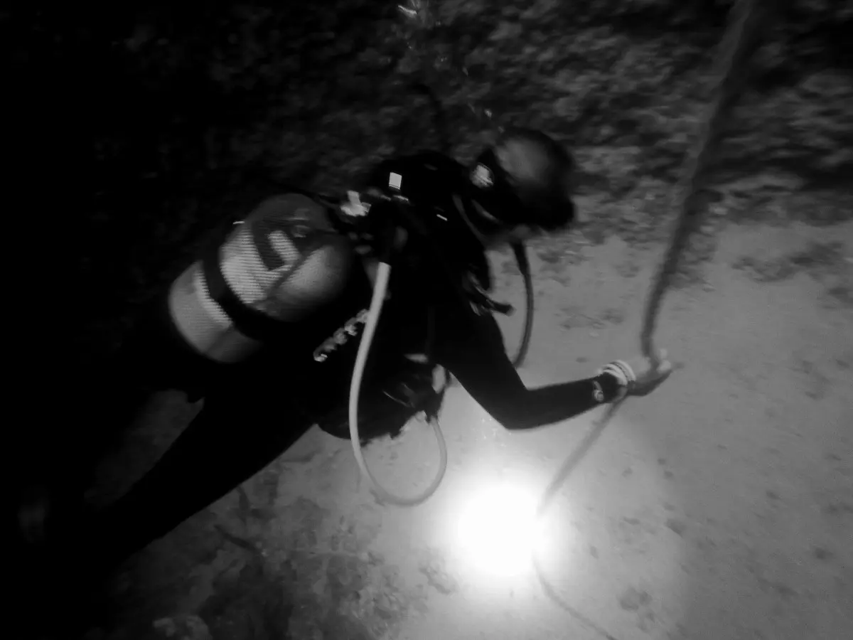 Πλάτων Σουλιώτης: Πιλότος στην Sky Express - Ποιος ήταν ο 34χρονος που ξεψύχησε παγιδευμένος στο Πηγάδι του Διαβόλου