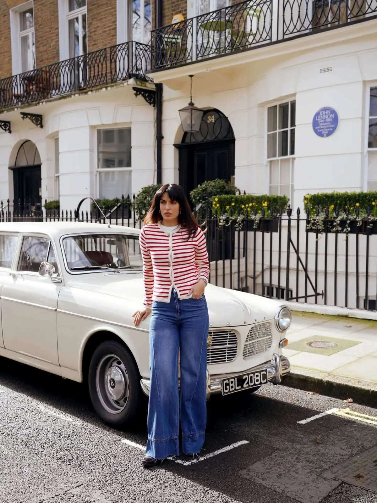 Η Τόνια Σωτηροπούλου με τζιν