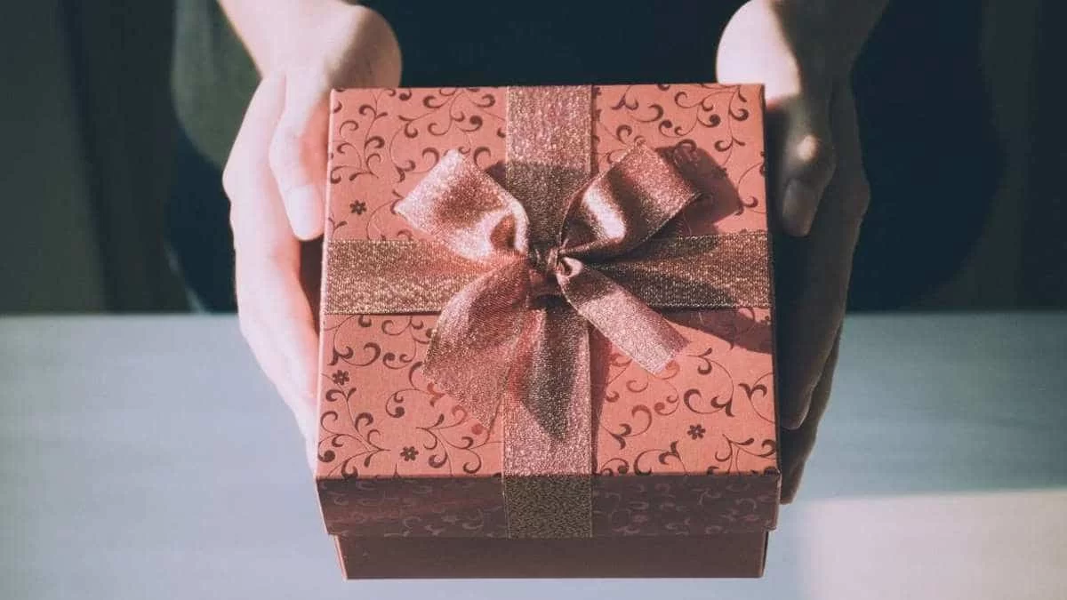 Εορτολόγιο: Ποιοι γιορτάζουν σήμερα, Παρασκευή 14 Ιανουαρίου;