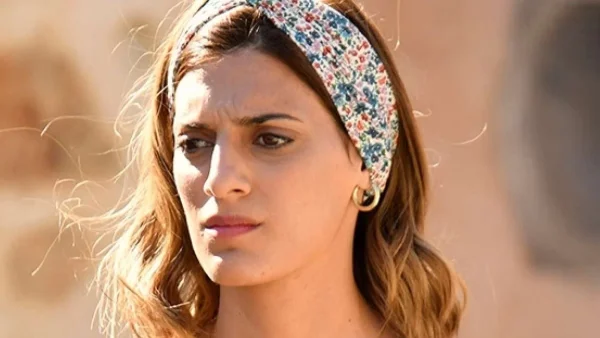 Σασμός: Η Αργυρώ κόβει τις φλέβες της - Την βρίσκει η μάνα της σε λίμνη αίματος η...