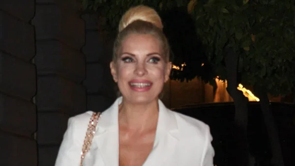 Εξαφανισμένη από παντού η Ελένη Μενεγάκη μετά την διακοπή της εκπομπής της στο MEGA