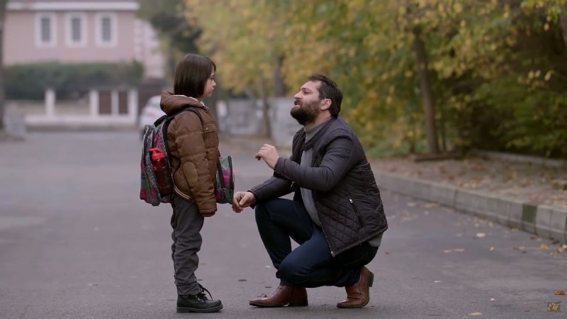 Ο Εμιρχάν μαθαίνει όλη την αλήθεια για τον πατέρα του στην σειρά Elif