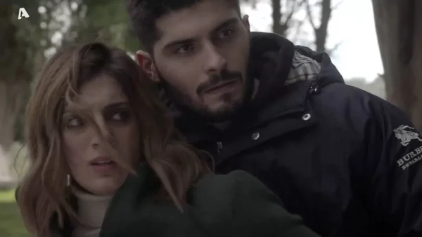 Γιατί το έδειξαν αυτό; Η σκηνή - ντροπή στον Σασμό που δεν έπρεπε να προβληθεί στην τηλεόραση