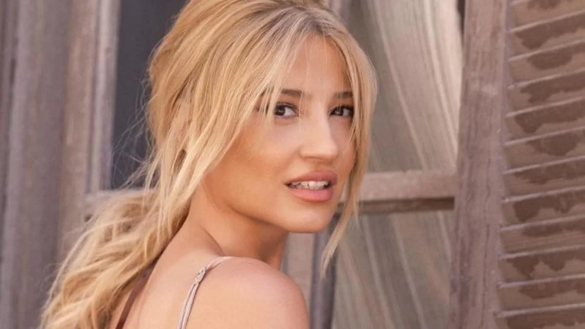 Με τεράστιο σαλόνι και δωμάτιο γυμναστήριο - Φωτογραφίες από το σπίτι της Φαίης Σκορδά