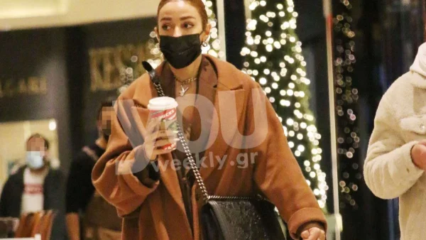 Ελένη Φουρέιρα: Αποκλειστικές φωτογραφίες από τα ψώνια που έκανε στα βόρεια προάστια