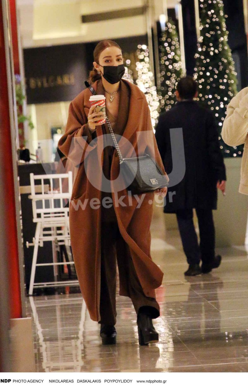 Έξοδος για την Ελένη Φουρέιρα