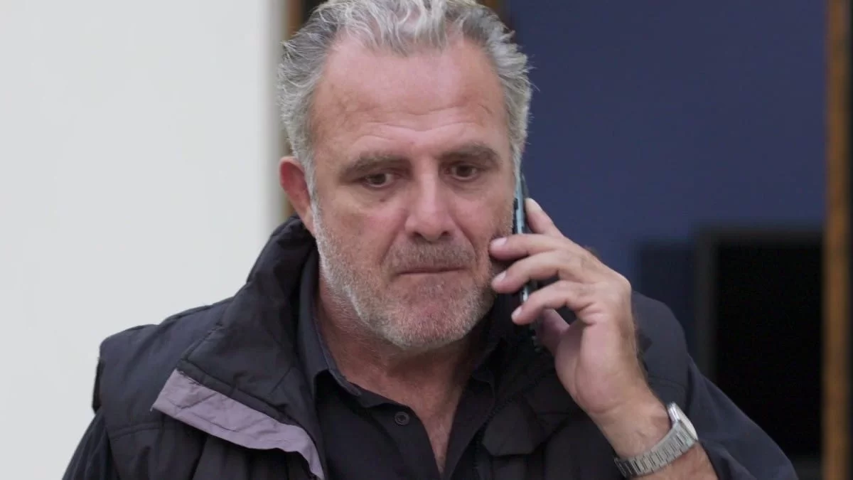 Η Γη της Ελιάς: Τραγική φιγούρα ο Στάθης - Θολωμένος από το πάθος θέλει να σταματήσει το γάμο της Ιουλίας