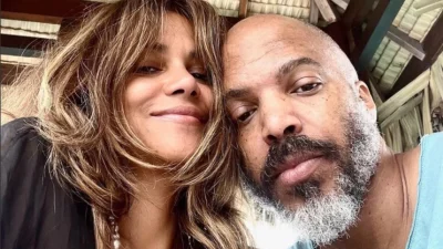 Παντρεύτηκε η Χάλι Μπέρι την Πρωτοχρονιά; - Οι φωτογραφίες που φούντωσαν τις φήμες