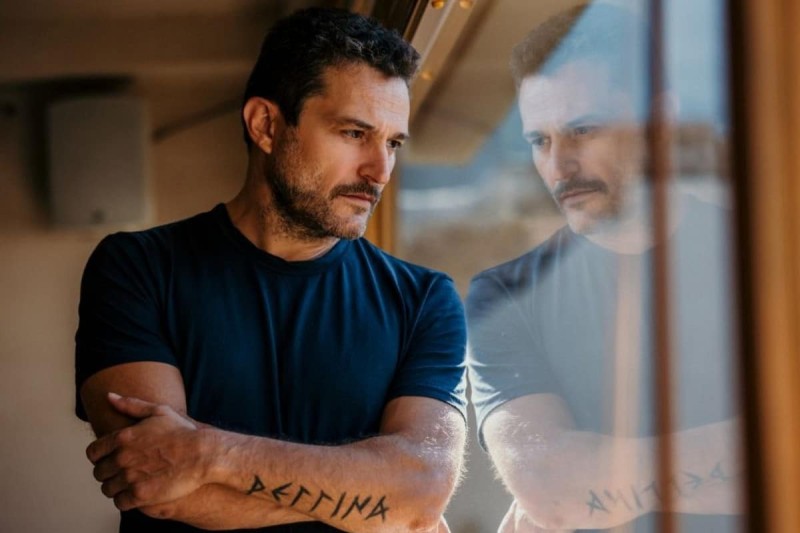 Ήλιος αποχωρεί άρον άρον ο Γιώργος Καραμίχος