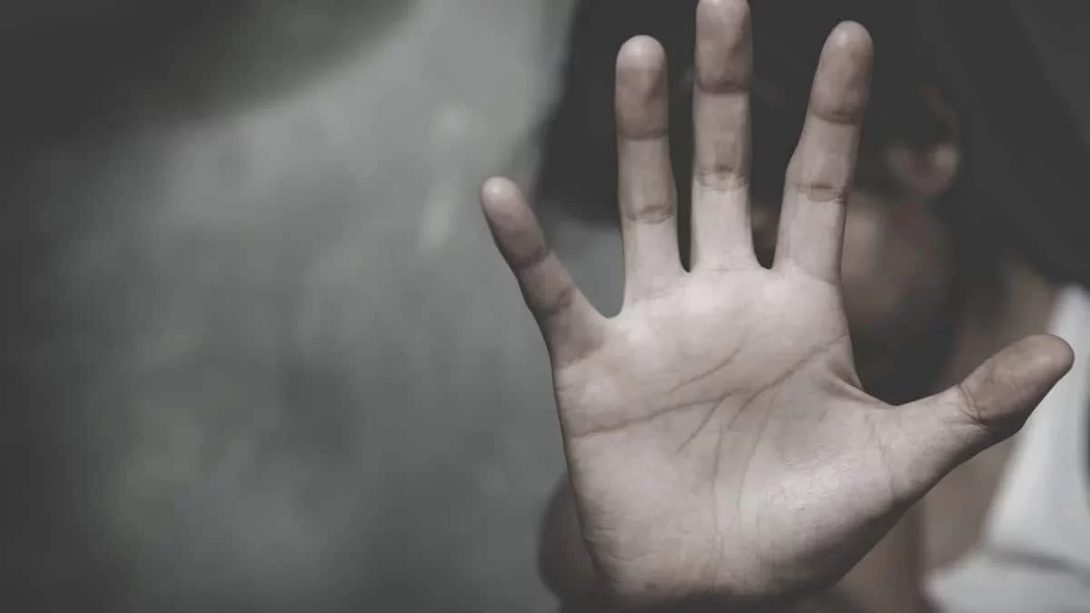 «Έτρεμα από τον φόβο» - Συγκλονίζει η κατάθεση της 16χρονης που παρενοχλήθηκε από παίκτη ριάλιτι