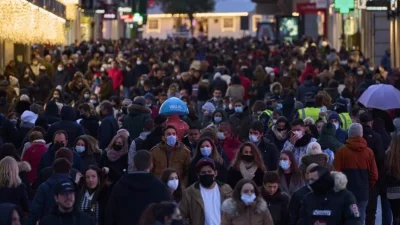 Κορωνοϊός: Καλπάζει η Όμικρον - Η μετάλλαξη σχετίζονταν με το 62,1% των κρουσμάτων στις 30/12