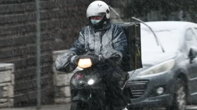 Κακοκαιρία "Ελπίς": Χωρίς κούριερ και delivery σήμερα 27/1