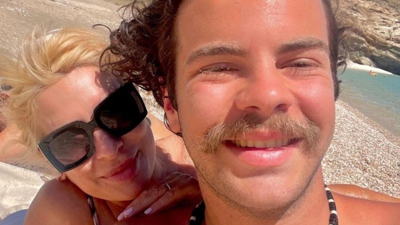 Ελένη Μενεγάκη Άγγελος Λάτσιος