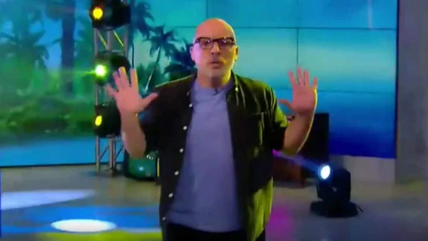 Μουτσινάς για Κουρεντή και Κατσαούνη - «Γιατί τώρα παρακολουθούμε το ερωτικό δράμα;»