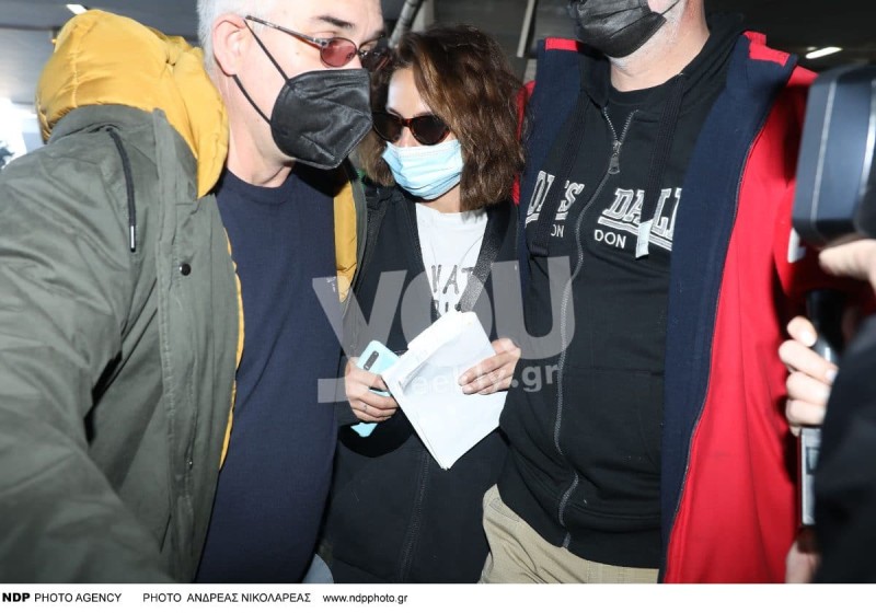 Παρασκευή Σταματοπούλου άφιξη αεροδρόμιο