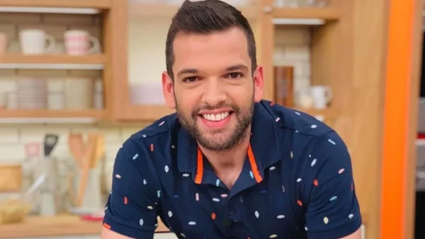 Μπαμπάς για πρώτη φορά ο Πέτρος Συρίγος