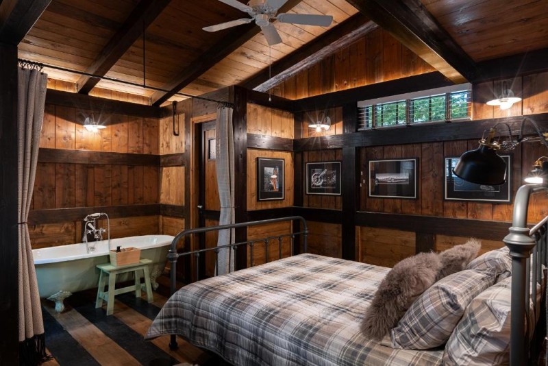 Άγγελος Λάτσιος σαλέ δωμάτια