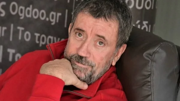 Ο Σπύρος Παπαδόπουλος αποκαλύπτει για πρώτη φορά: «Γι' αυτό σταμάτησα το "Στην υγειά μας ρε παιδιά"»