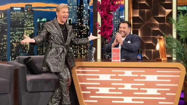 The 2night show: Ο Τάκης Ζαχαράτος ο αποψινός (18/1) καλεσμένος του Γρηγόρη Αρναούτογλου