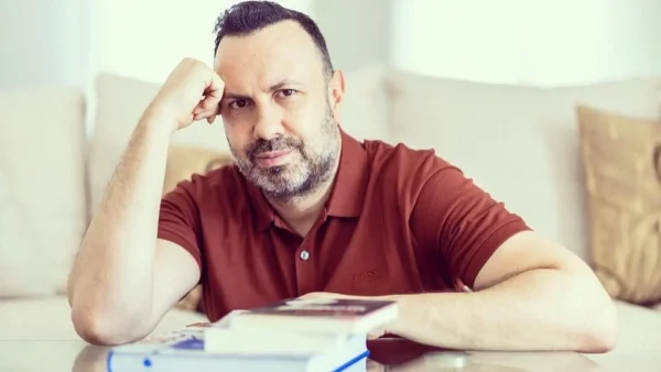 Σε εκπομπή του OPEN ο Τάσος Τρύφωνος