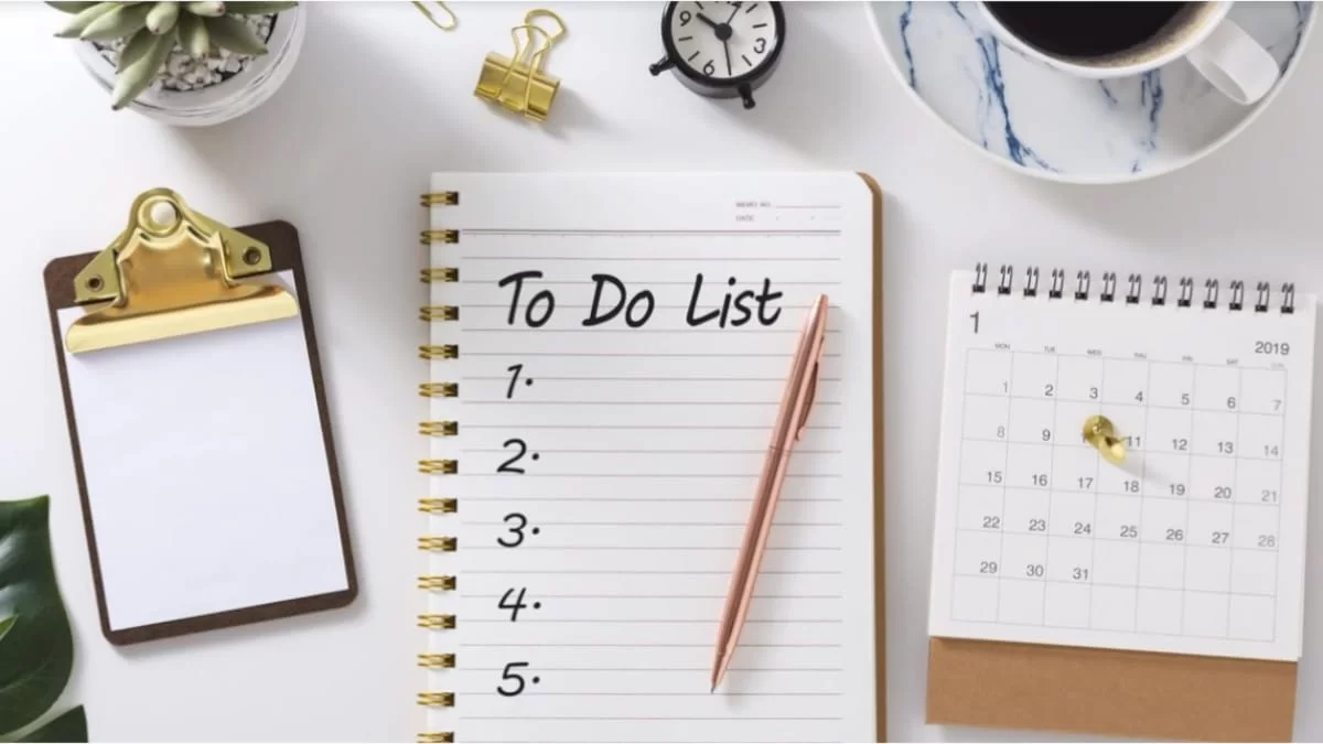 Οι γιορτές τελείωσαν, ώρα να οργανωθούμε: 5 δουλειές του σπιτιού το Γενάρη