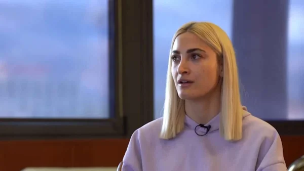 «Αληθεύει πως με πήγαν στο σπίτι του Φιντιρίκου...» - Η Τούνη "σπάει" τη σιωπή της για το ροζ βίντεο