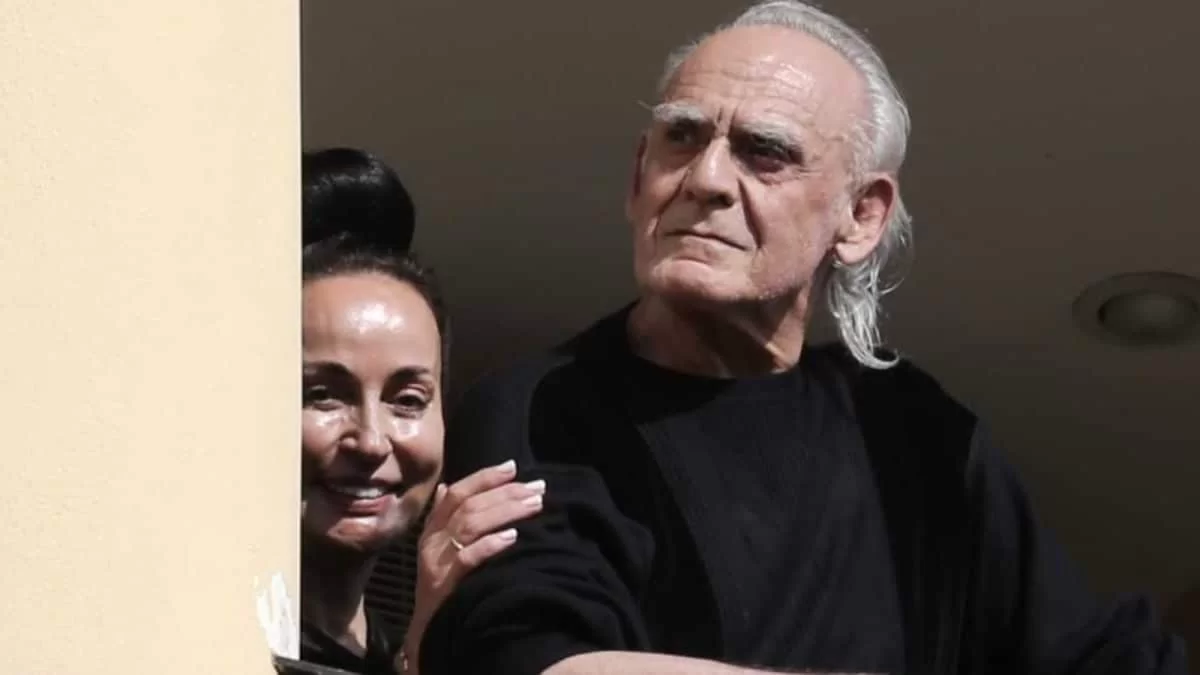 Η πρώτη δήλωση της Σταμάτη μετά το άνοιγμα της διαθήκης του Τσοχατζόπουλου - «Ελπίζω και εύχομαι να...»