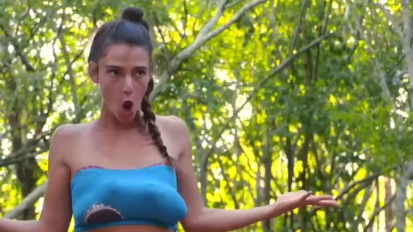 Survivor 5: Θύελλα αντιδράσεων στο Twitter με την Άσπα - Μιμήθηκε την Ευρυδίκη και "έφαγε" κράξιμο