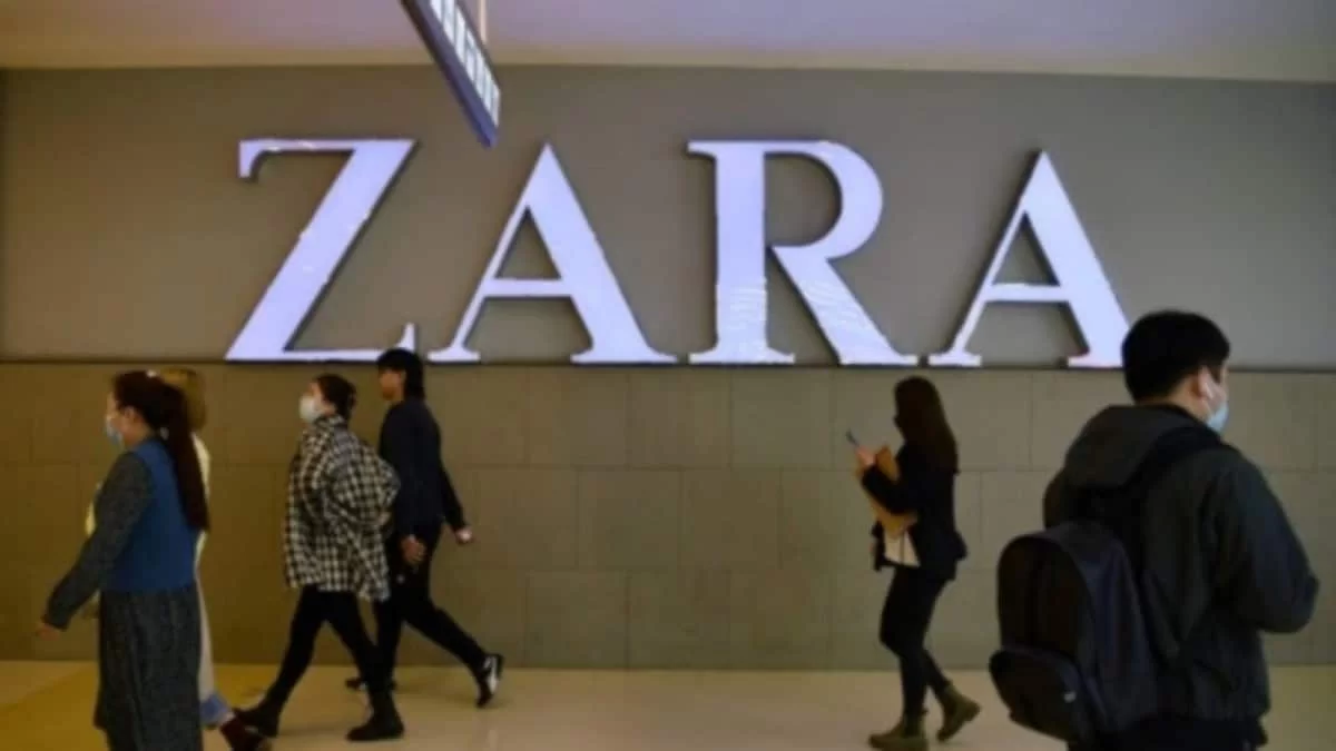 Στα Zara το καλύτερο παντελόνι για μετά τις γιορτές μόνο με 20 ευρώ