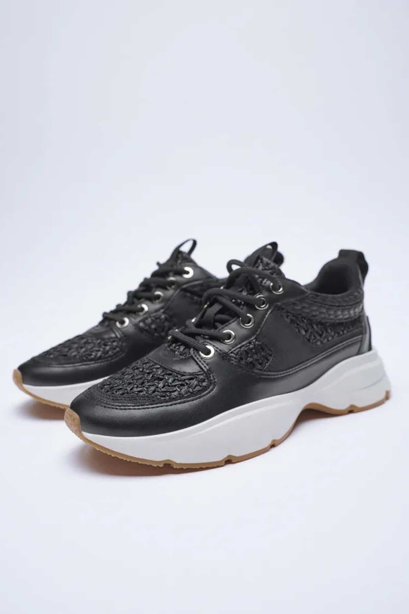 Αθλητικά παπούτσια στα Zara μόνο με 9,99 ευρώ