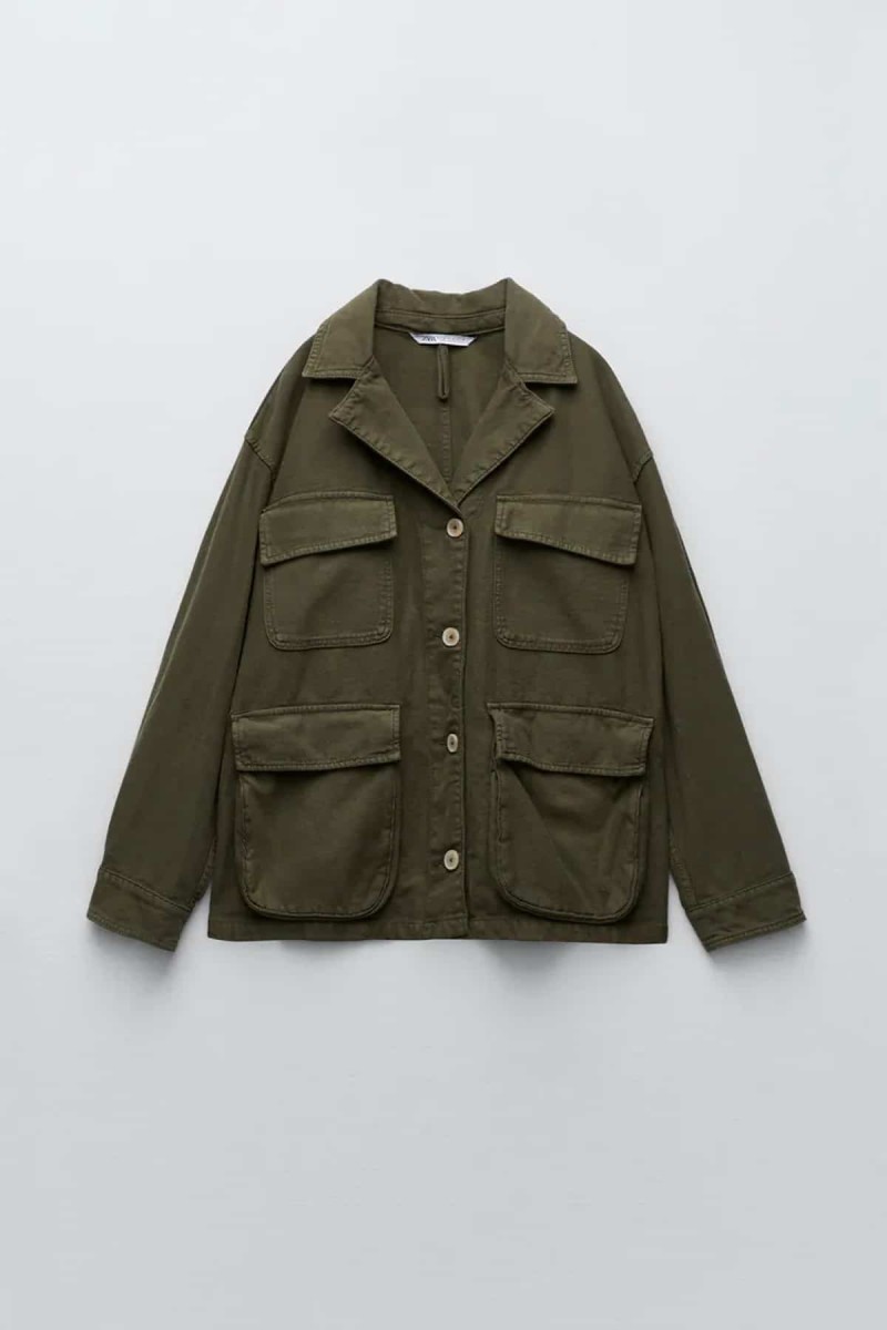 Μπουφάν στα Zara μόνο με 12,99 ευρώ