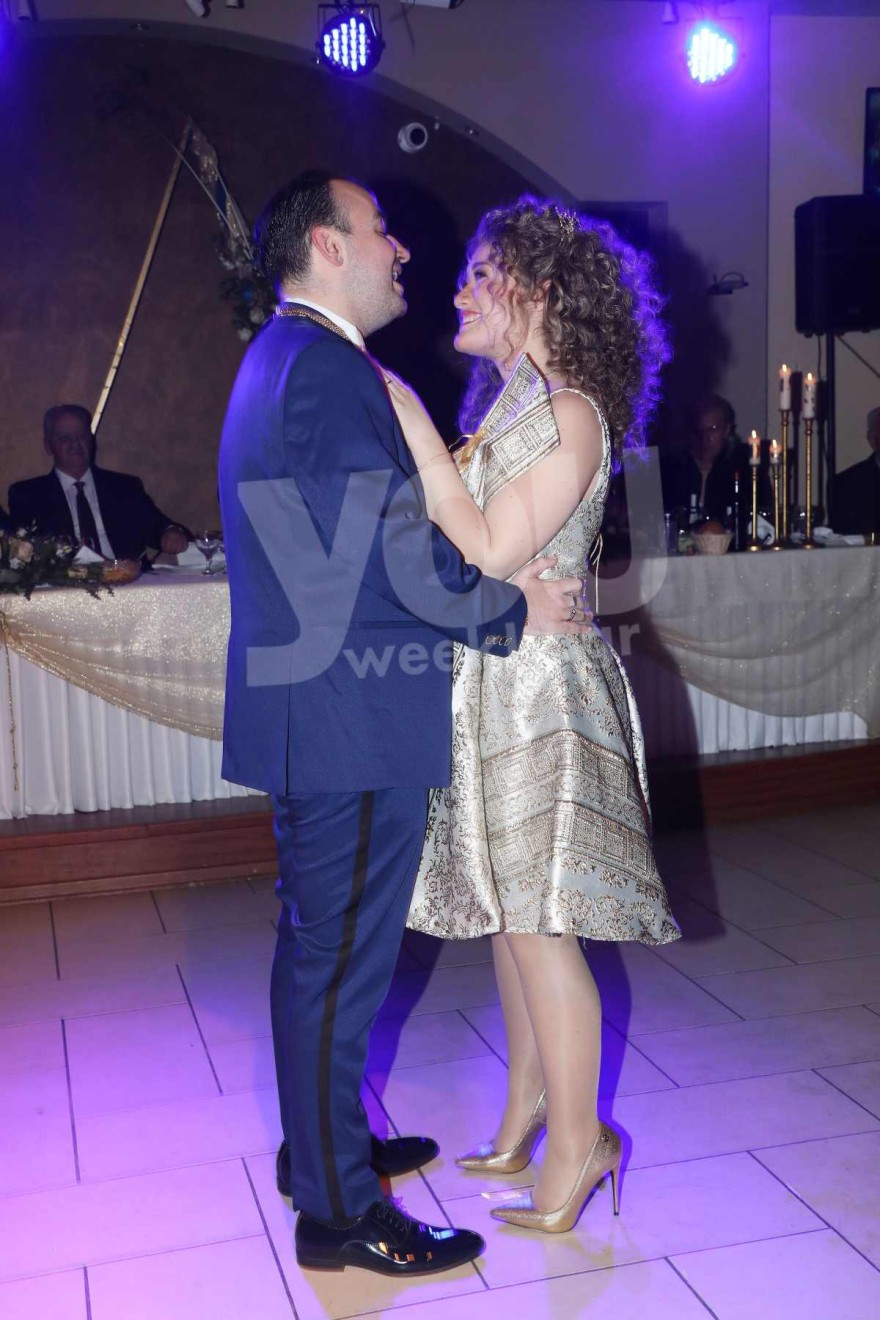 Αποκλειστικές φωτογραφίες από τον αρραβώνα Μαυρικίου - Ζήση 2