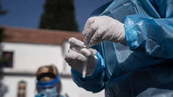 Κορωνοϊός: Ανησυχία με τα σημερινά 15/2 κρούσματα στη χώρα μας